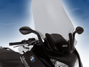 BMW C600 Sport : pare-brise et bagagerie Givi