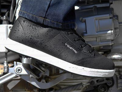 chaussure moto