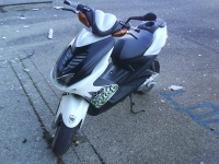 MBK Nitro White'n Purple (perso-15418-09_12_30_21_08_33)