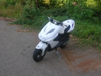MBK Nitro White'n Purple (perso-15418-09_12_30_21_15_24)